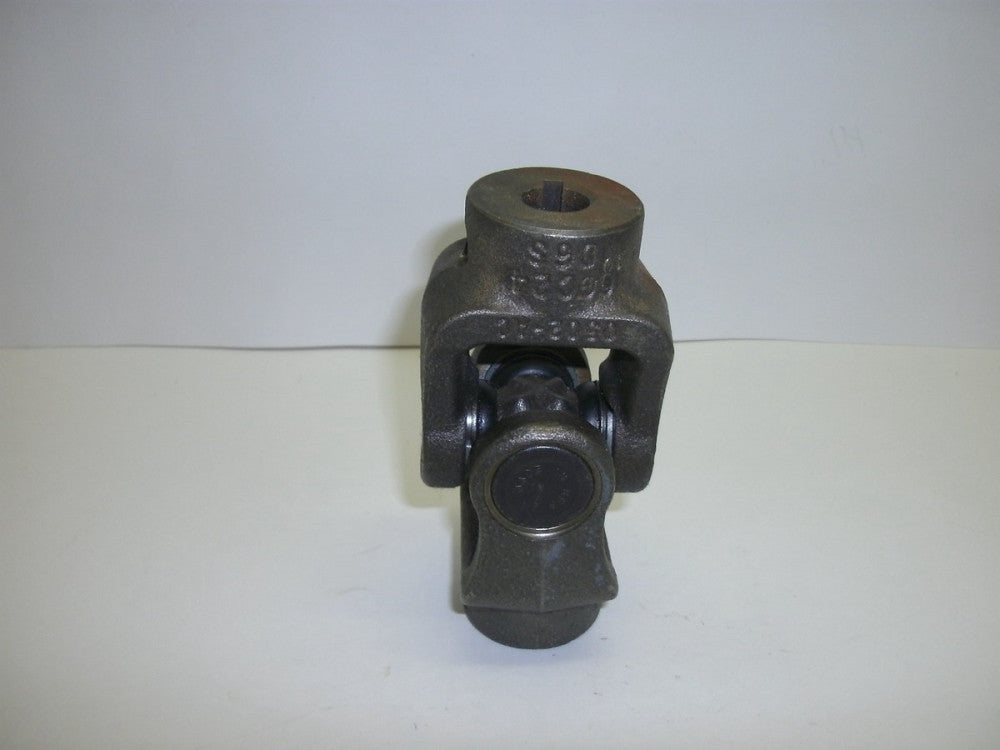 UNIVERSAL JOINT UJS 10 BORE 5/8" UJS 12 BORE 3/4" WITH GREASE FITTING NEW NO BOX