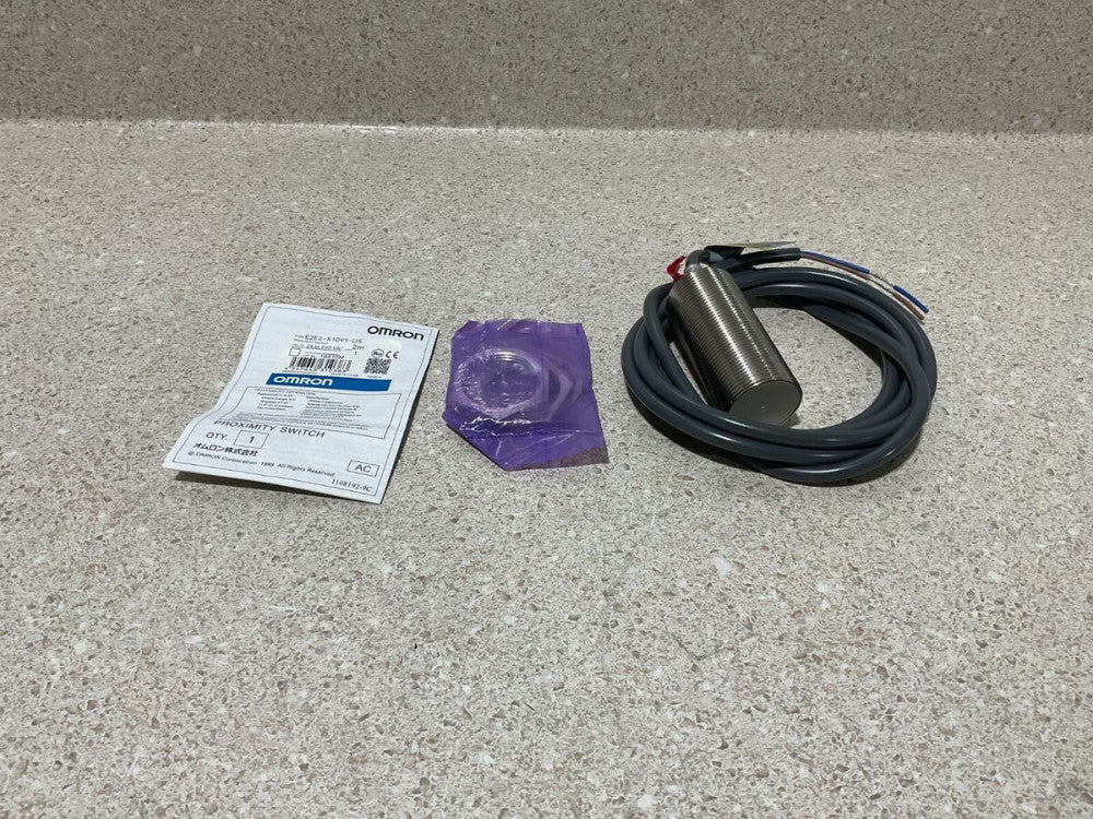 Omron E2E2-X10Y1-US NEW