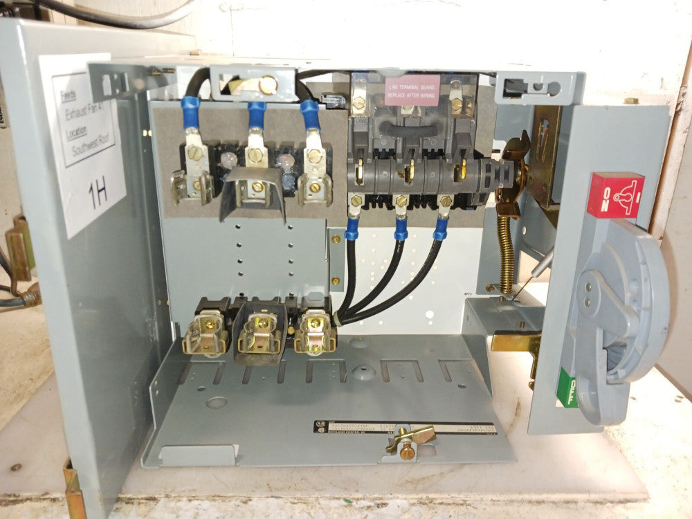 ALLEN BRADLEY 60 AMP FUSIBLE FUSED FEEDER MCC BUCKET 12" 2100 SERIES WITH DOOR