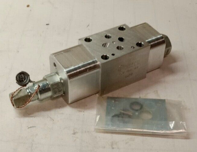 NEW SUN HYDRAULICS PRESSURE REDUCING REVERSE FLOW CHECK VALVE 10 GPM YPCS QAV AA