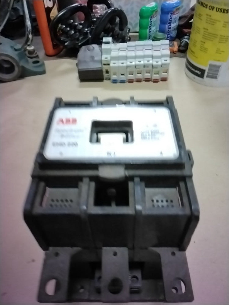 ABB Spectrum Contactor EHD220 120V Coil 600VDC 220A