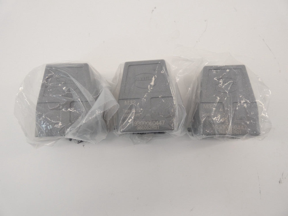 *Lot of 3* Harting 19300060447 Han 6B M32 Enclosure Top Metal Hood - NEW Surp...