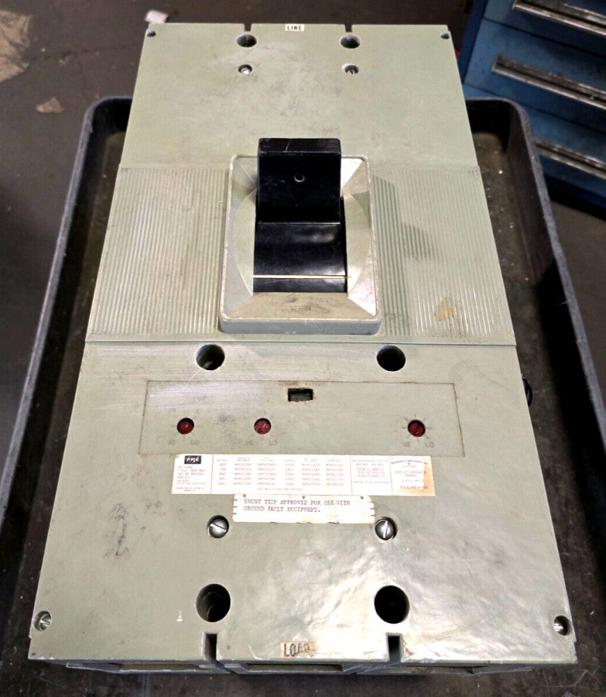 FEDERAL PACIFIC 2000 AMP FIXED MOUNT CIRCUIT BREAKER 600 VAC 3 POLE NP631200