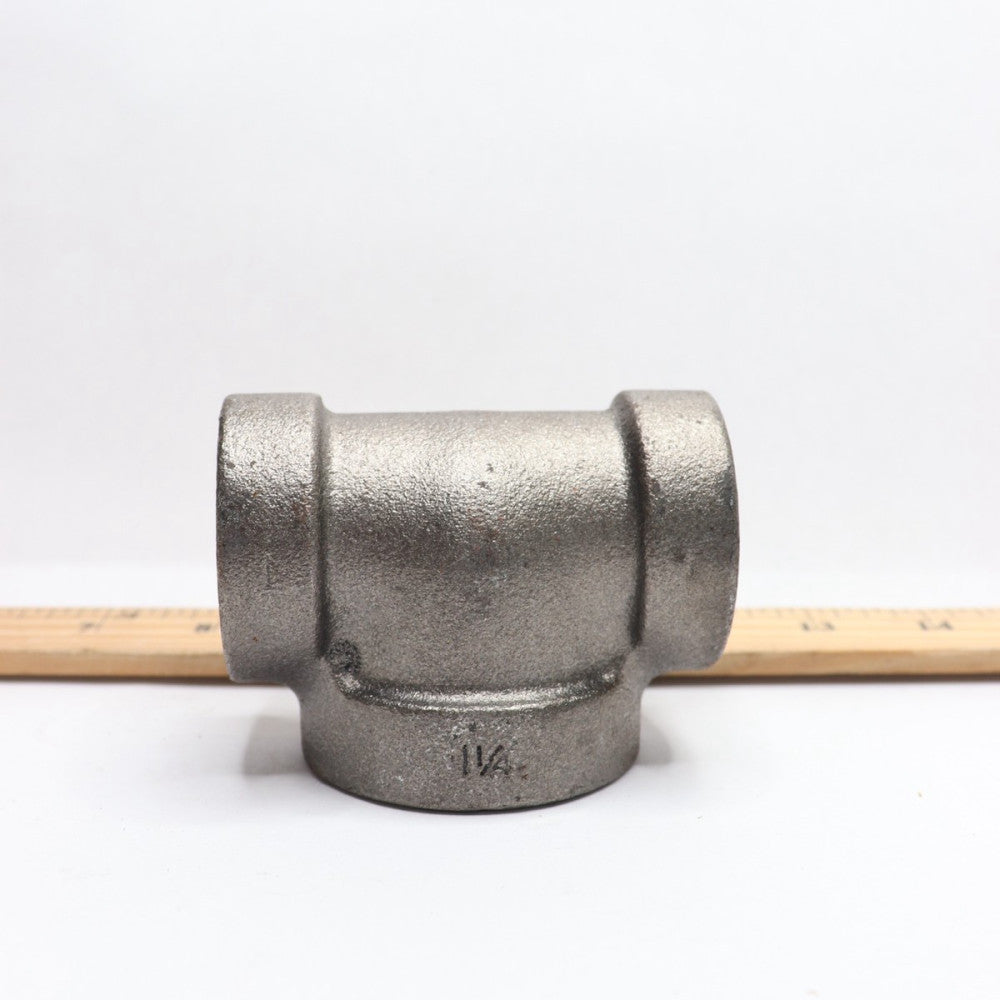 Anvil Reducing Tee Malleable Iron Class 150 1" x 1-1/4" x 1"