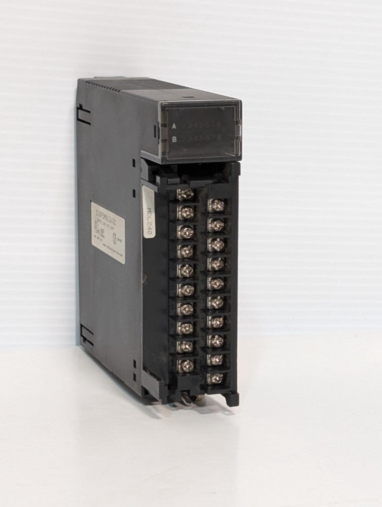 GE Fanuc IC693MDL240c Input Program Controller 120VAC