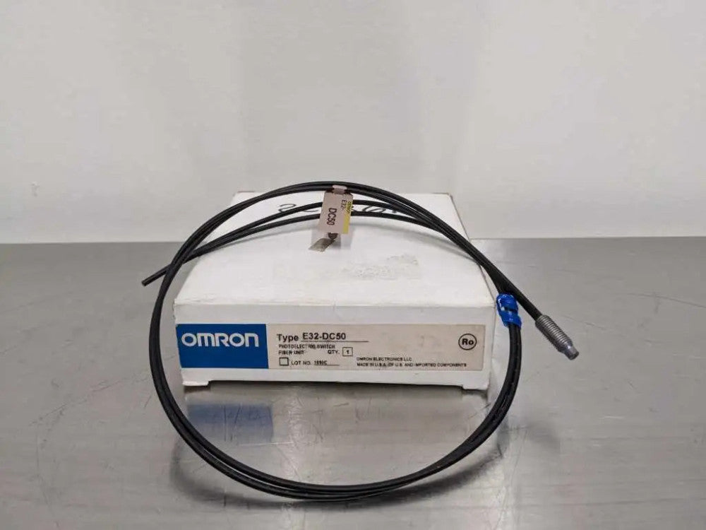 Omron E32-DC50 Photoelectric Switch Fiber Unit New in Box