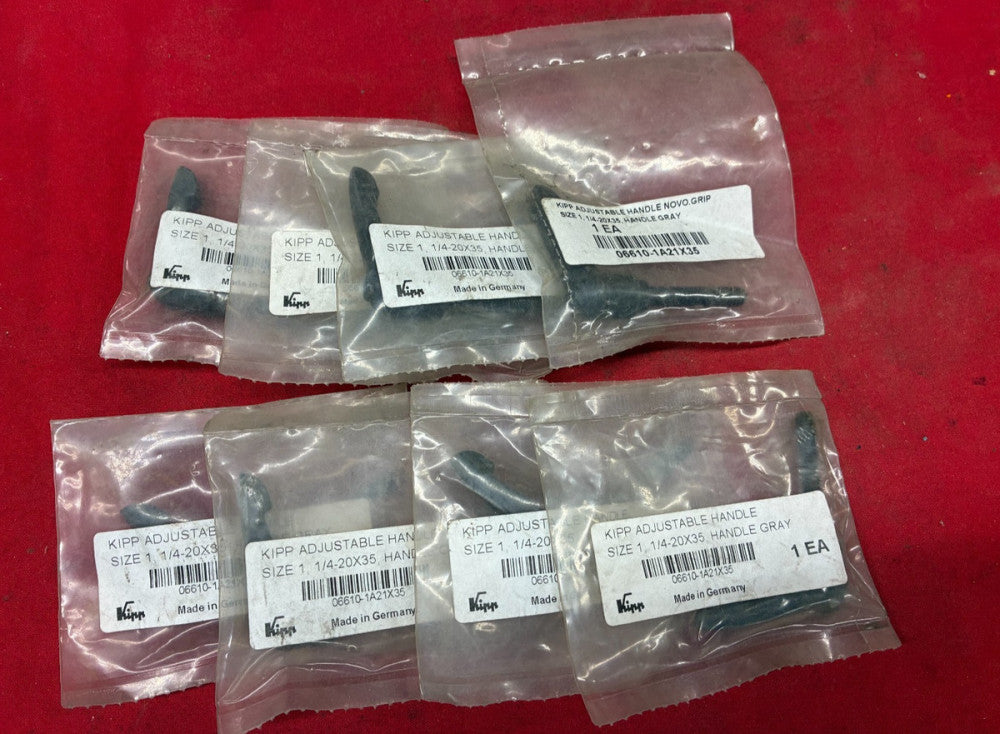 KIPP ADJUSTABLE HANDLE SIZE: 1 1/4-20 X 35 (LOT OF 8)