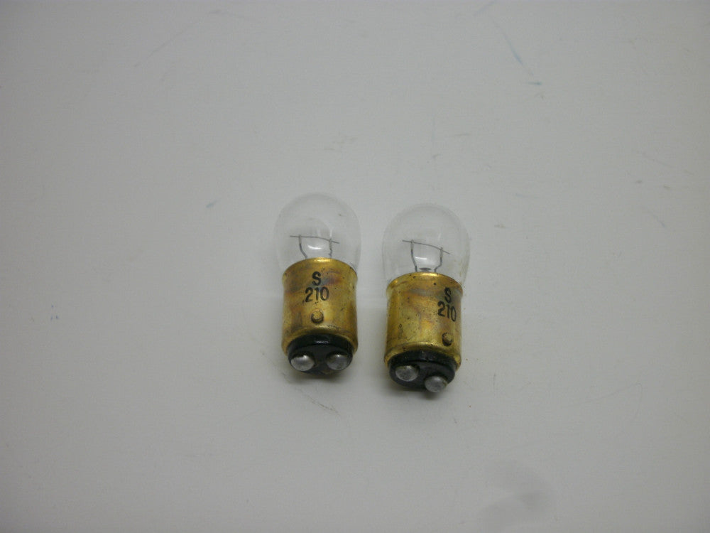 SYLVANIA 210 MINIATURE LAMP BULB 6.5V 1.78A 11.57W DC BAYO Ba15d (LOT OF 2) NNB