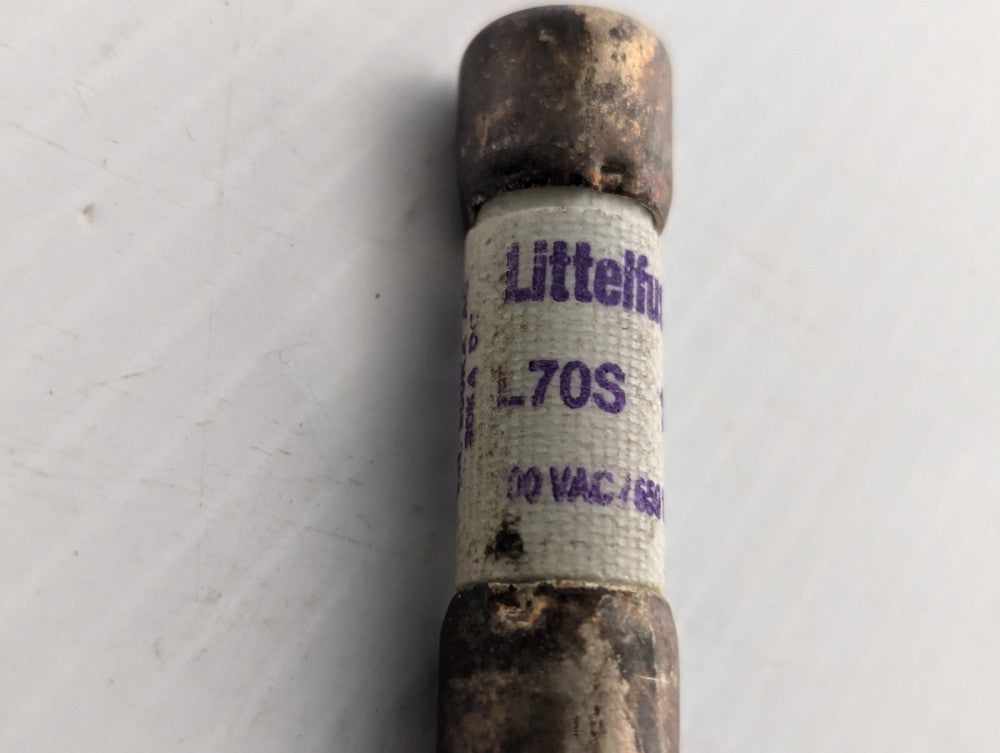 Littelfuse L70S015 High-Speed Current Limiting Fuse, 15A, 700vac, 650vdc