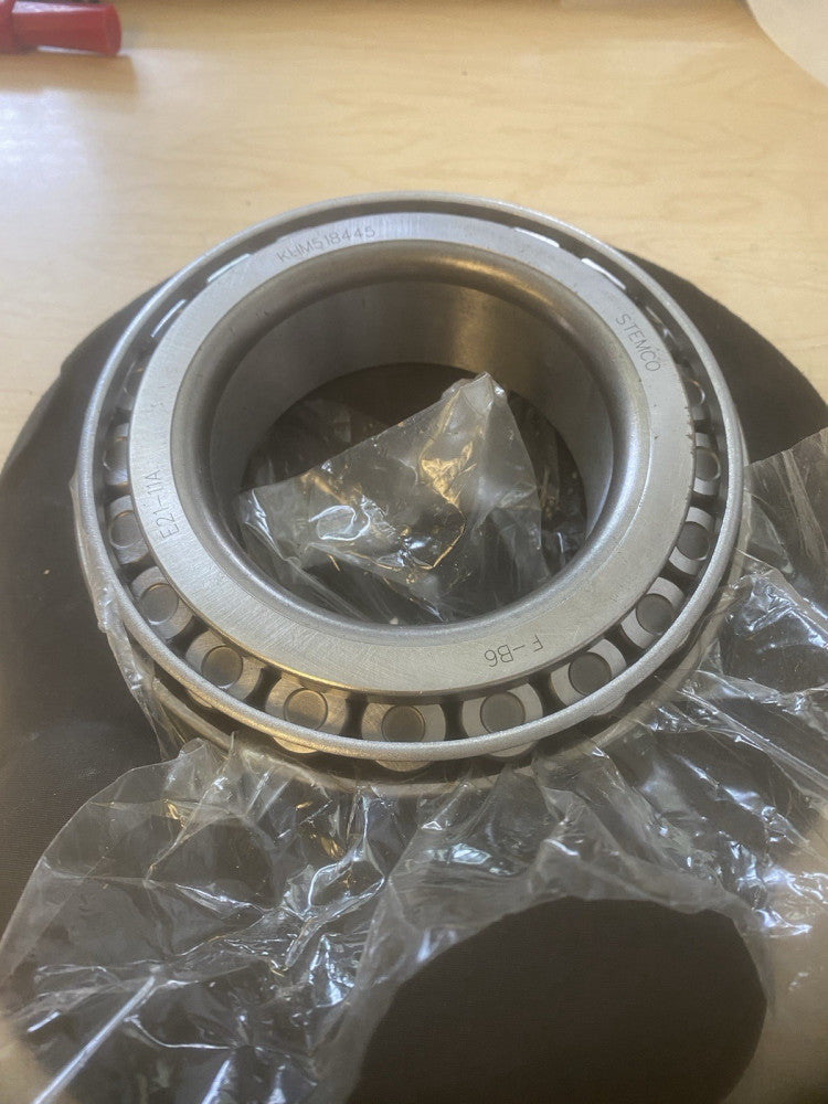 NEW STEMCO KHM518445/KHM518410 TAPERED ROLLER BEARING SET