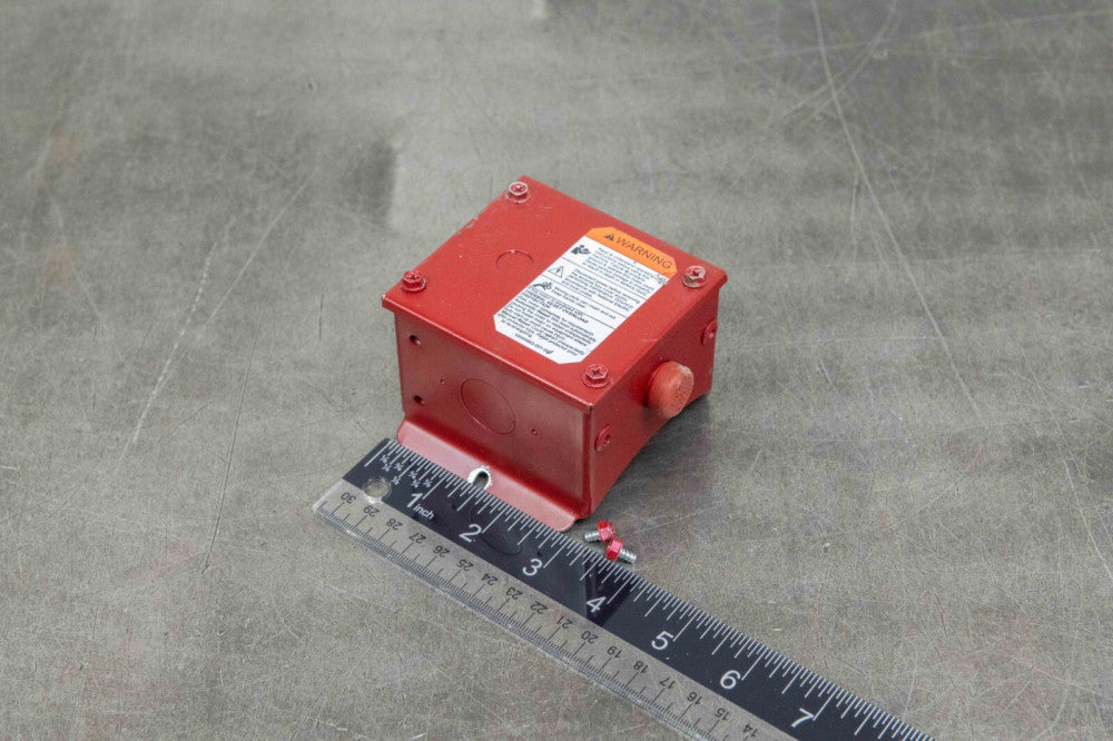 Leeson Motor Wireway Junction Connection Terminal Box w/ Reset Fits 56 Frame