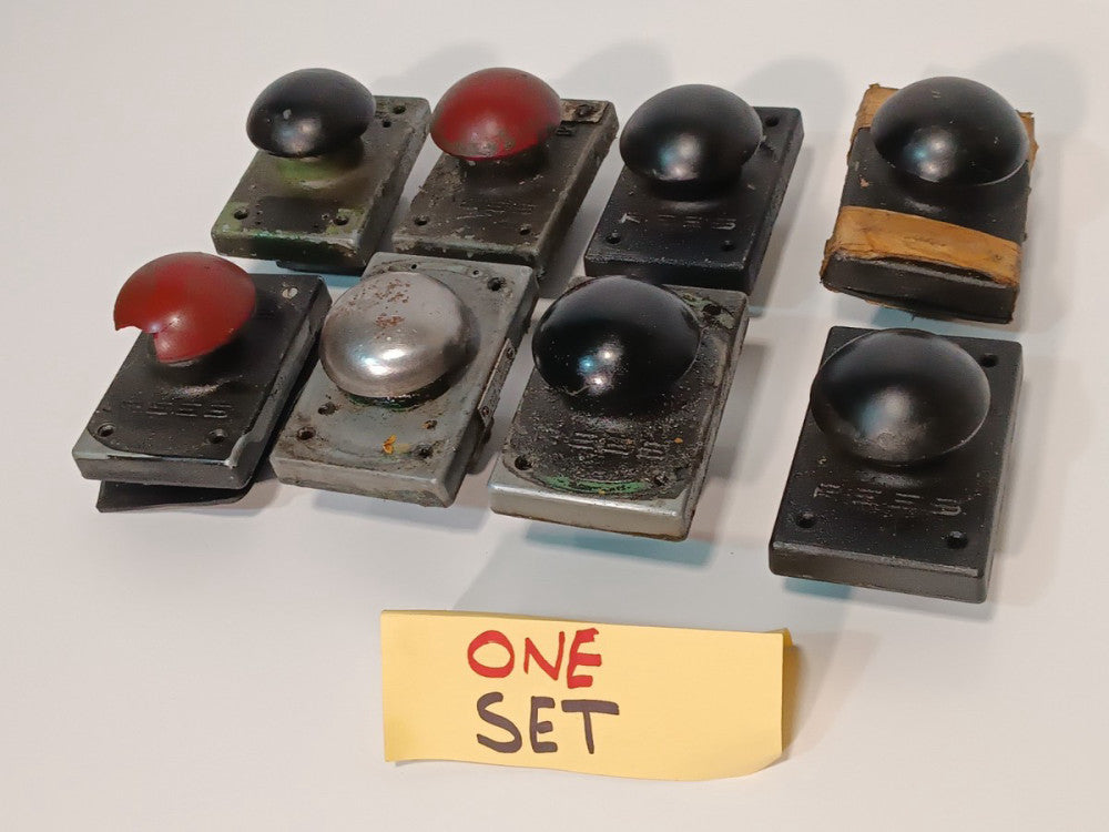 Lot of 8 REES Heavy Duty Mushroom Head Pushbutton Switch, Varying Conditions