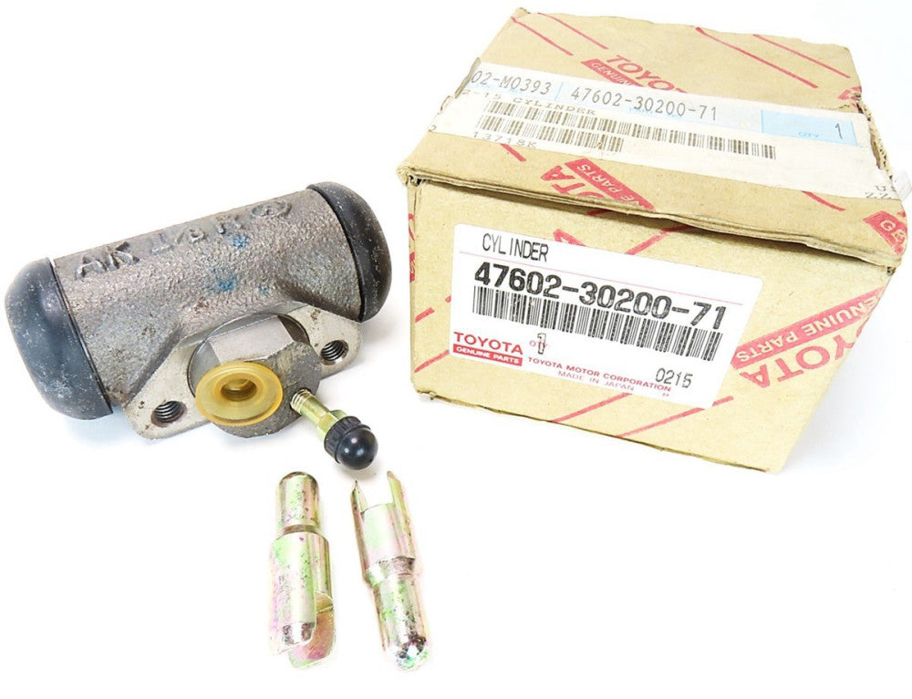 Toyota 47602-30200-71 OEM Right Hand Wheel Cylinder RH 476023020071 NEW IN BOX