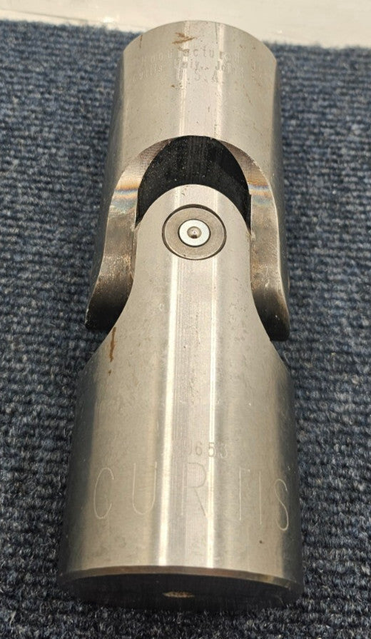 Curtis CJ653 2-1/2" Universal Joint Unbored Solid Hub