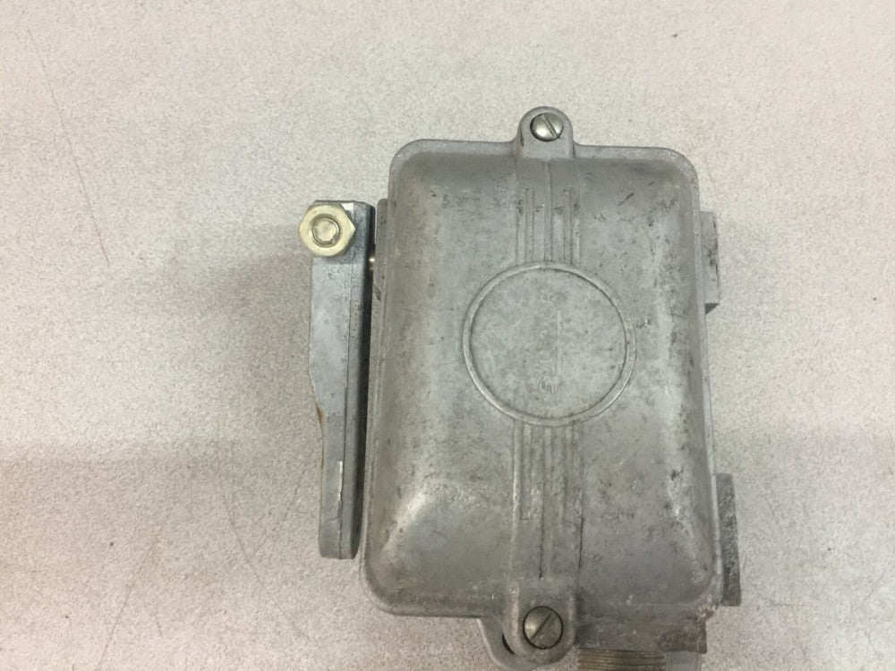 NEW NO BOX JOSLYN CLARK 25AMP 600VAC PILOT DUTY LIMIT SWITCH HLA-1