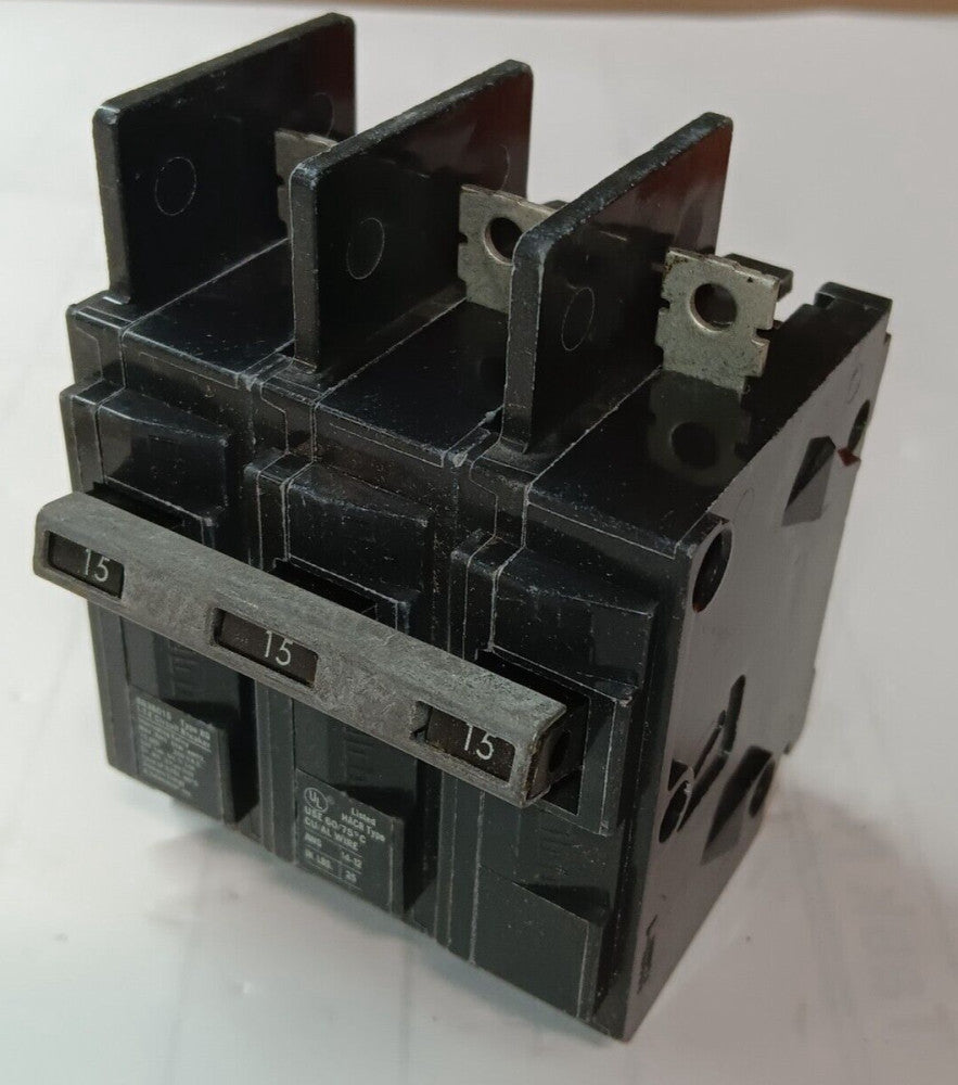 NEW SIEMENS BQ3B015 BOLT-ON CIRCUIT BREAKER 15 AMP 3 POLE 240 VAC