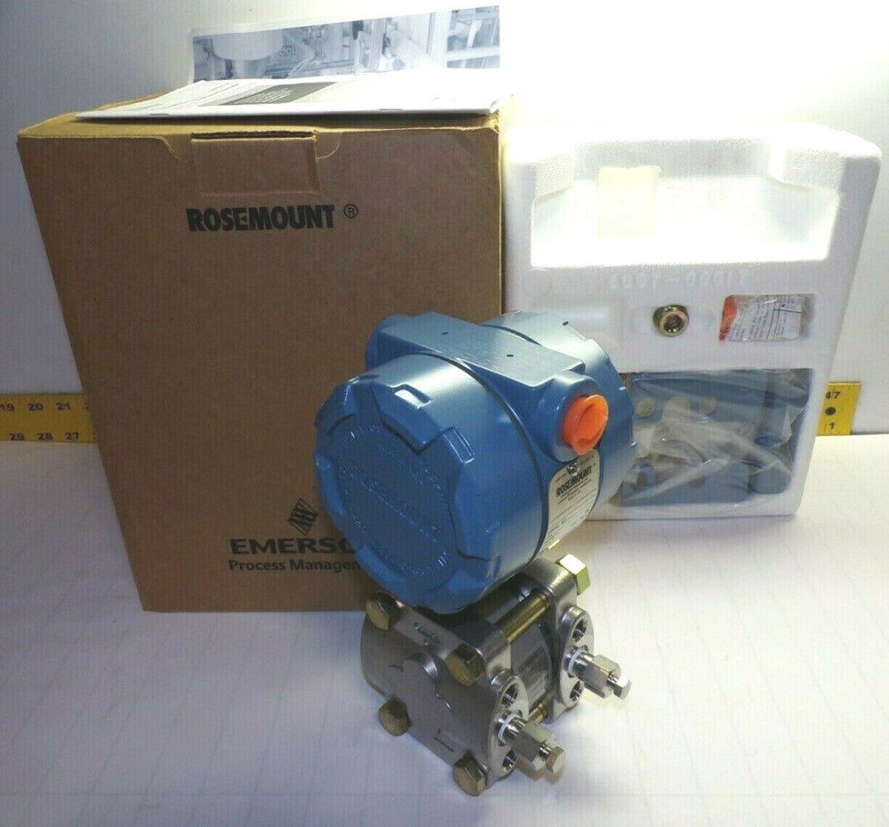 New Rosemount Pressure Transmitter 45 VDC 0-30 IN H2O 2000PSI MAX 1151DP3E22B1Q4