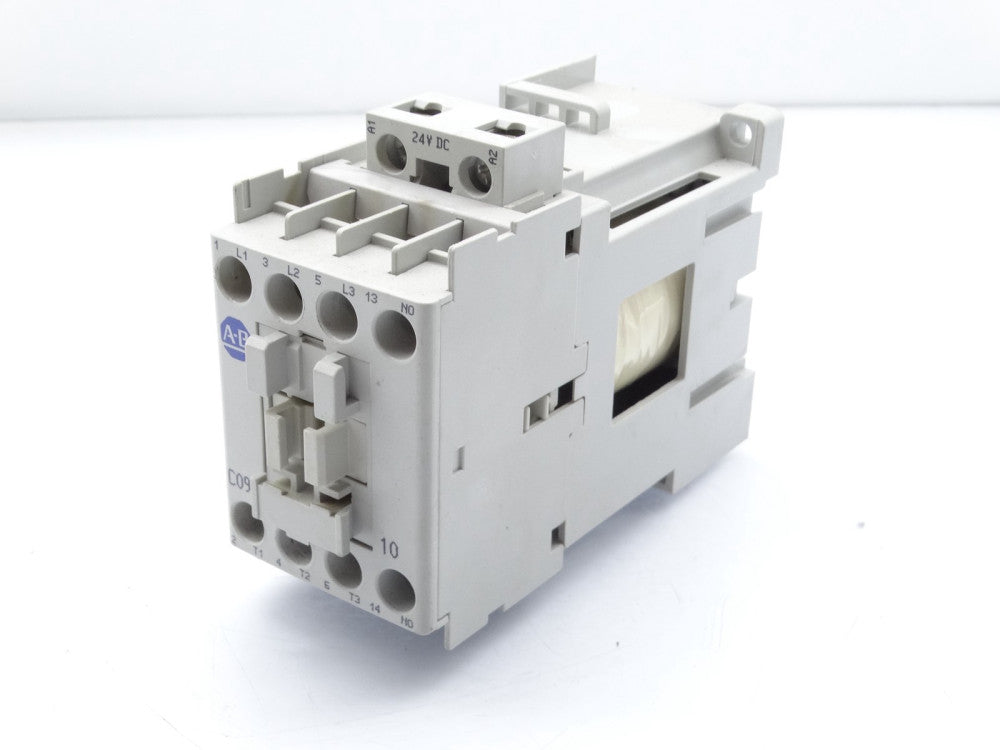 ALLEN BRADLEY 100-C09ZJ10 CONTACTOR
