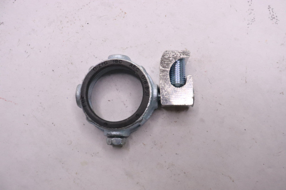 OZ-Gedney Insulated Grounding Bushing Malleable Iron With Lug 1-1/4" IBC125L20AC