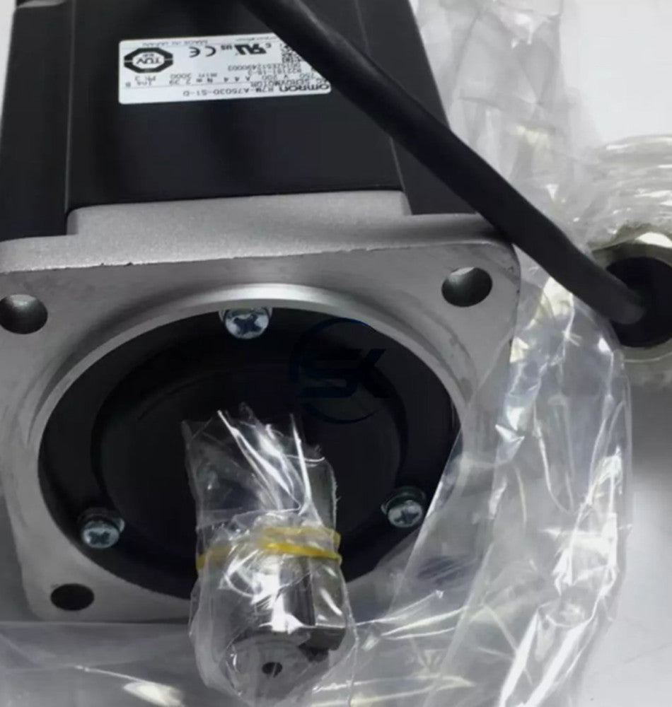 NEW OMRON R7M-A75030-S1 Servo Motor