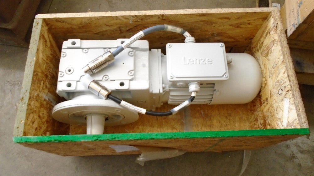 LENZE - GKS05-3MVAK-071C42 - Helical-Bevel Precise Positioning Gearbox - (NEW)