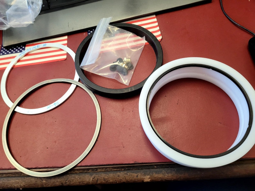 NEW Freightliner 5.00"  WATER PIPE SEAL KIT  3330402 (BR)