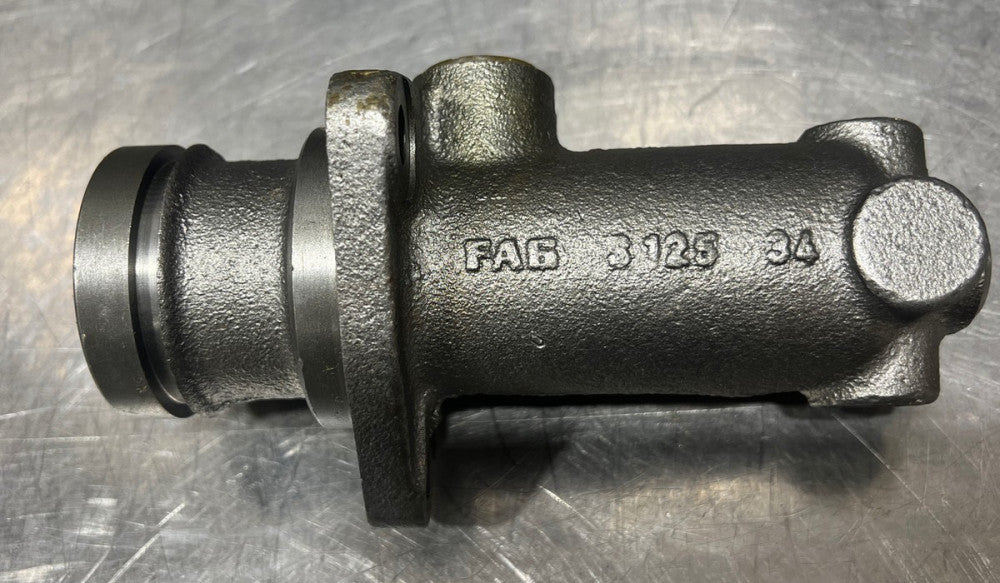 Brake Master Cylinder 25C80 FA6 S125 34 Nos Surplus