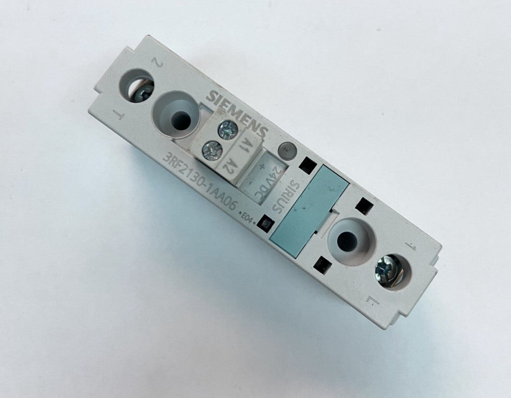 UNUSED Siemens 3RF2130-1AA06 Semiconductor Relay 24VDC 3RF21301AA06