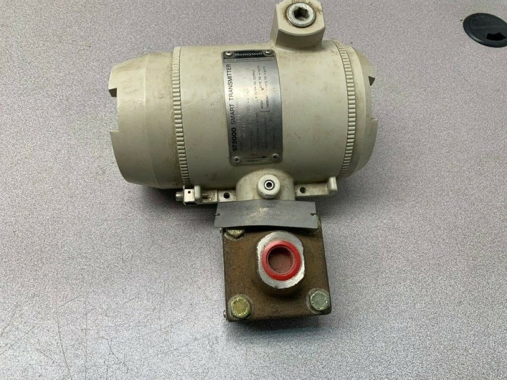 NEW NO BOX HONEYWELL SMART TRANSMITTER STA12-E1G-00000-MB,F1C3