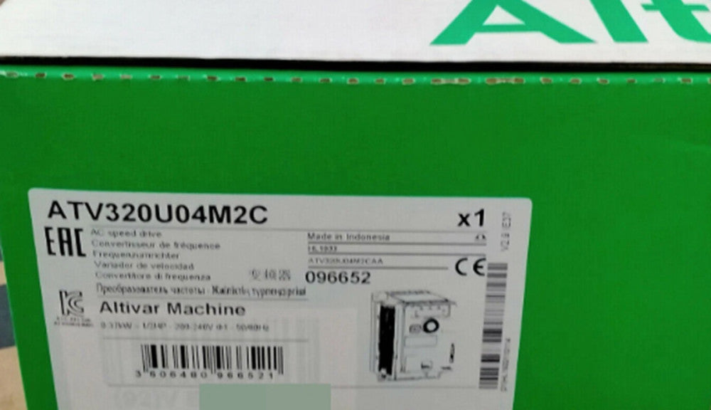 One New ATV320U04M2C Schneider Electric VFD 0.37KW 1/2HP Single Phase 50-60Hz