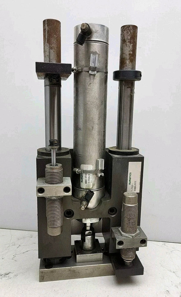 Numatics SH20006LB33CSC Pneumatic Linear Slide w/ 2000DG1-07A-03 Cylinder Used