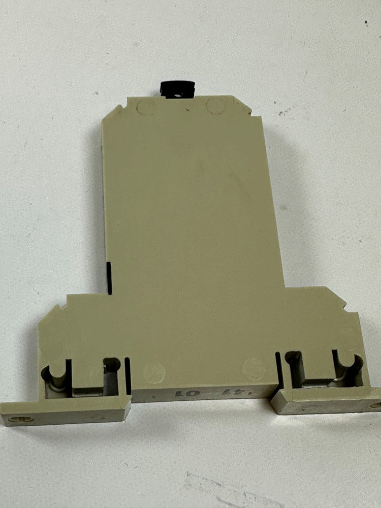 Siemens 8WA1011-2SF25 Circuit Breaker Terminal 2A - New Old Stock Fast Ship