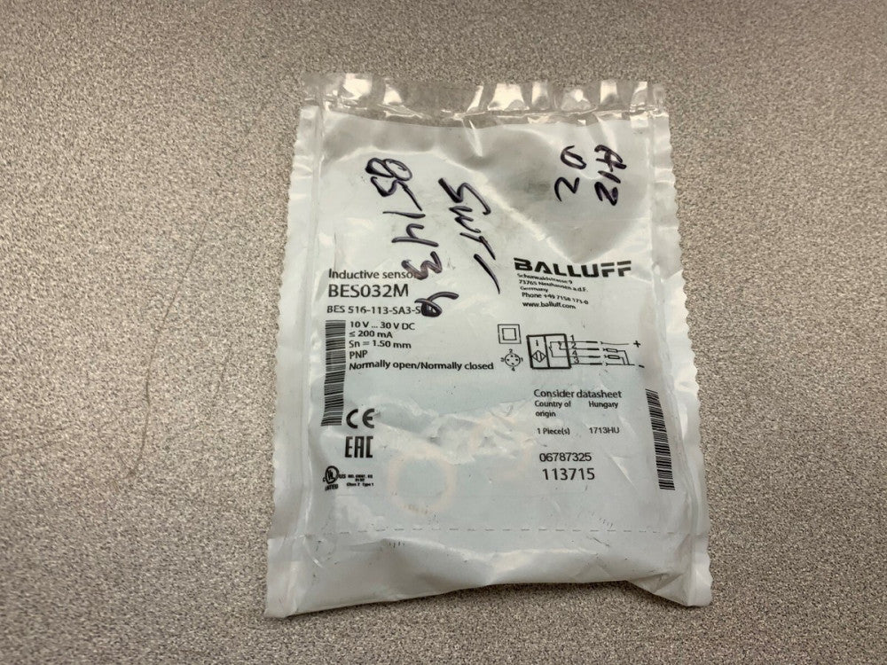 NEW IN PACKAGE BALLUFF SENSOR BES 516-113-SA3-34-C