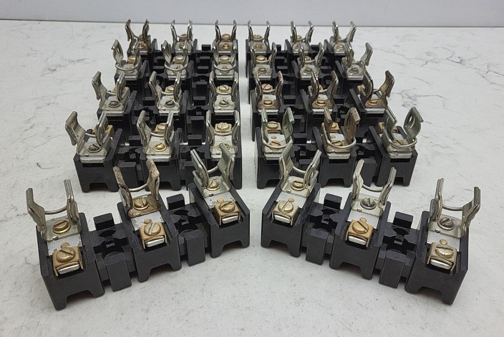 10 Pack Allen Bradley X-401978 3 Pole 30 Amp 600 V Fuse Block X401978 *USED 