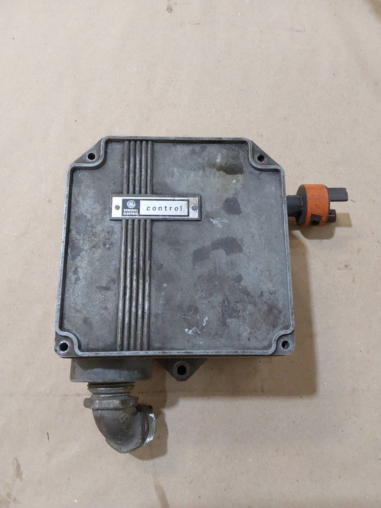 General Electric CR115E, Rotary Limit Switch Dual Keyed Shaft