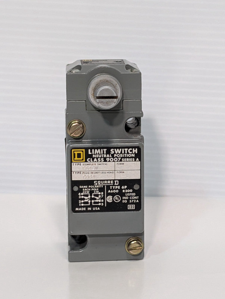 Square D 9007-C64BW Limit Switch, Neutral Position, Series A, Type C064