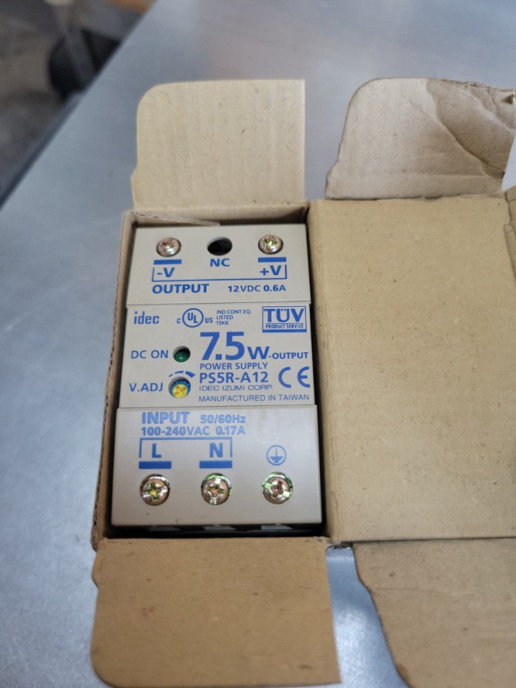 1-IDEC PS5R-A12 Power Supply 7.5W 12VDC DIN PS5R-A12 120/240V 0.6A NEW OLD STOCK