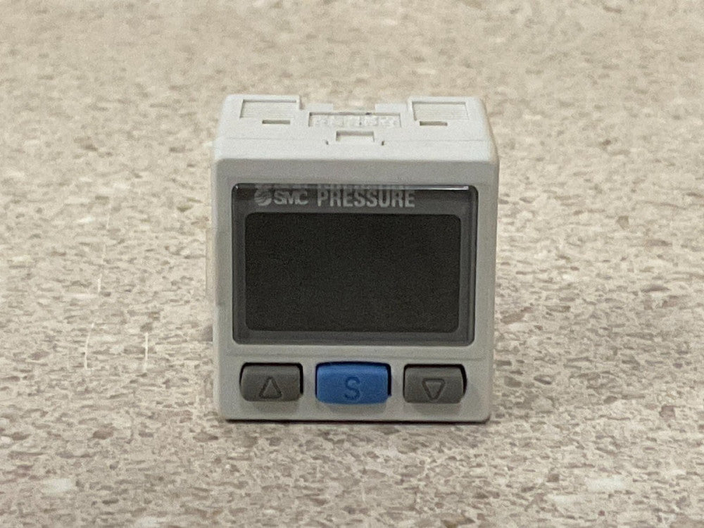 SMC ISE30A-N01-P-M NEW