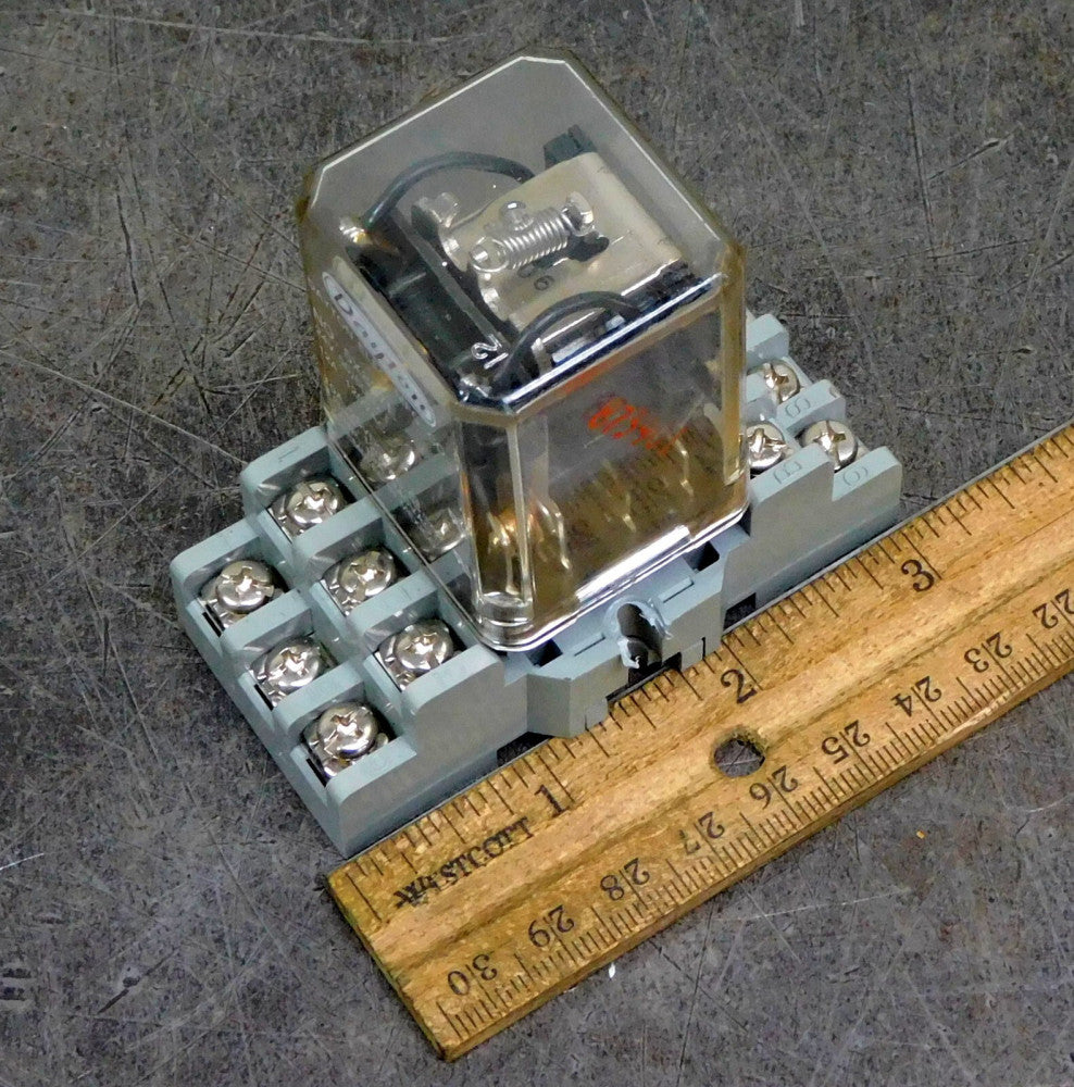 Dayton 5X837E General Purpose Relay 120V AC 12A 50/60 Hz