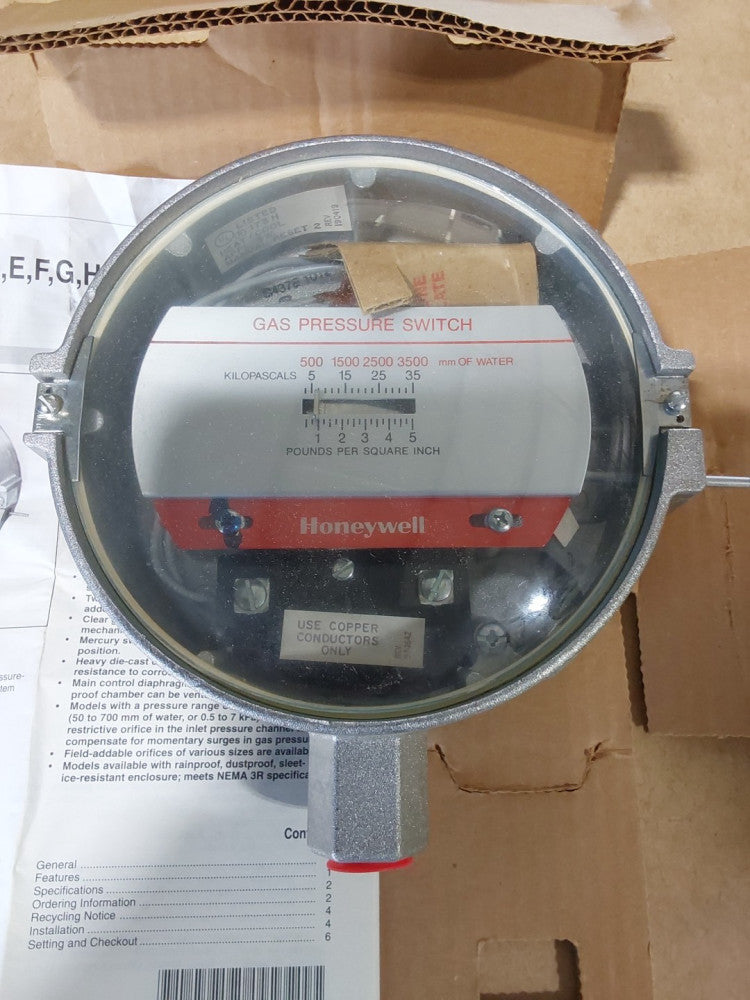 Honeywell Gas/Air Pressure Switch C437E....1012 RANGE 1/2 TO 5 PSIG