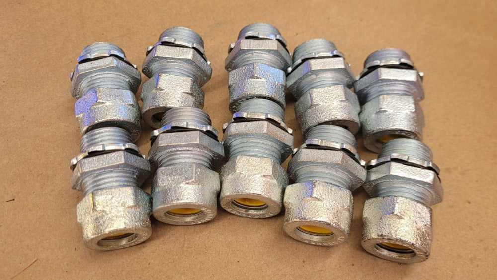 Lot of 10 O-Z / Gedney SR-505 1/2" Straight Cord Grips .400-.500 Cord