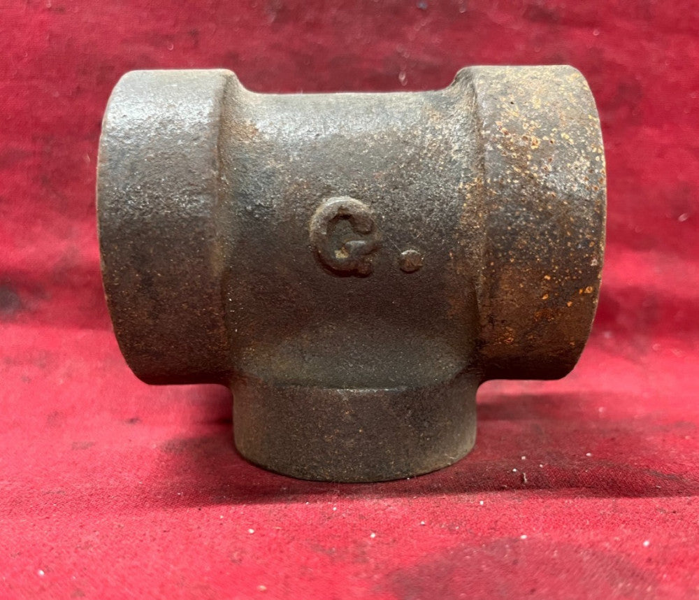 UNBRANDED FEMALE REDUCING PIPE TEE 1" X 1" X 3/4"