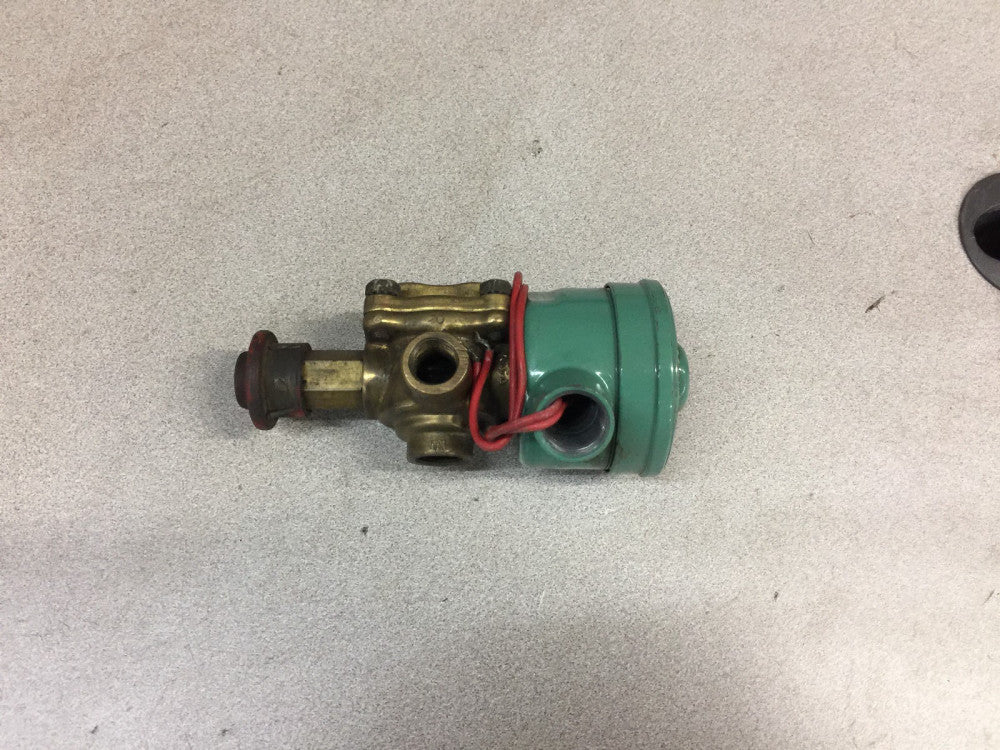 NEW NO BOX ASCO 3/8"NPT 125PSI 120VAC SOLENOID VALVE 8342B4PM0
