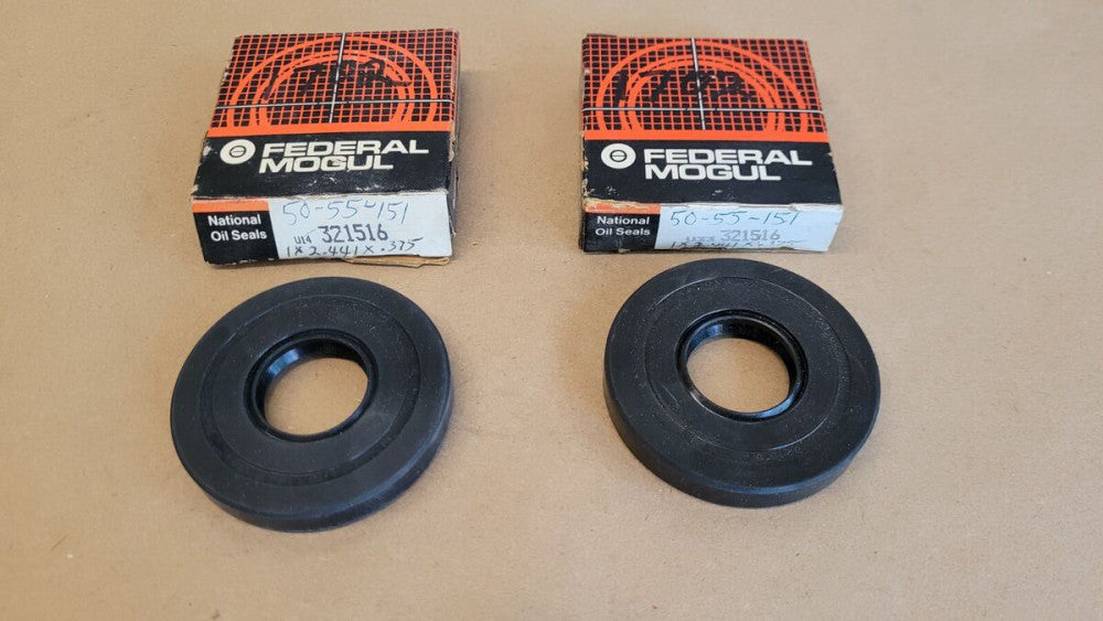 Lot Of 2 Federal Mogul 321516 Oil Seals 1x2.441x.375"