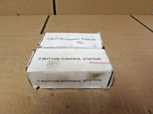 1 LOT OF 2, PBS-3, 3 BUTTON CONTROL STATION NEW IN BOX! MAKE OFFER!