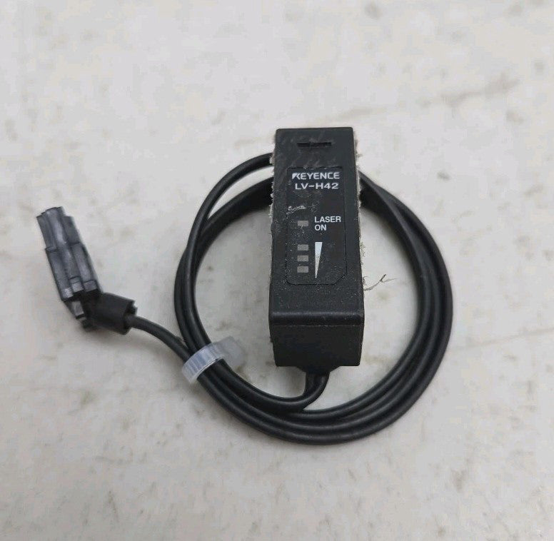 Keyence LV-H42 Reflective Sensor Head Long Distance Used See Pictures 