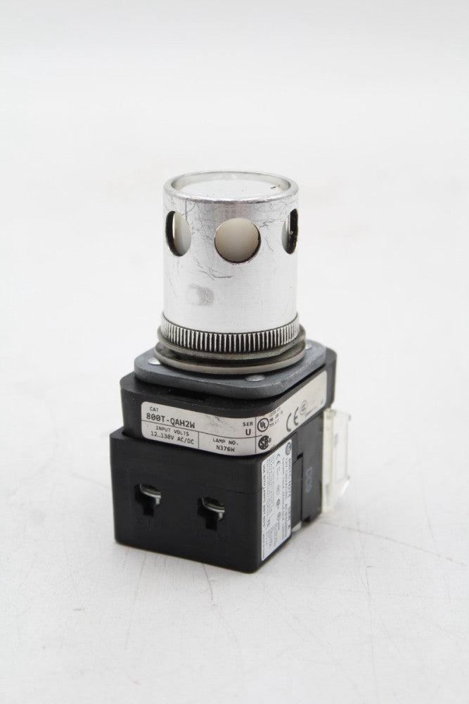 Allen-Bradley 800T-QAH2W White Illuminated Push Button