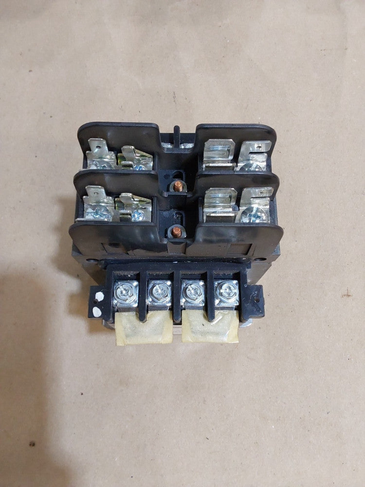 CUTLER-HAMMER C0100E2AXXFB Industrial Control Transformer 100 VA