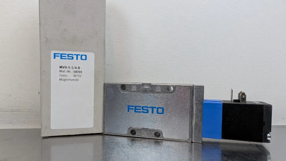 Festo MVH-5-1/4-B Solenoid Valve 19701 24VDC Coil 1/4" 2.5W