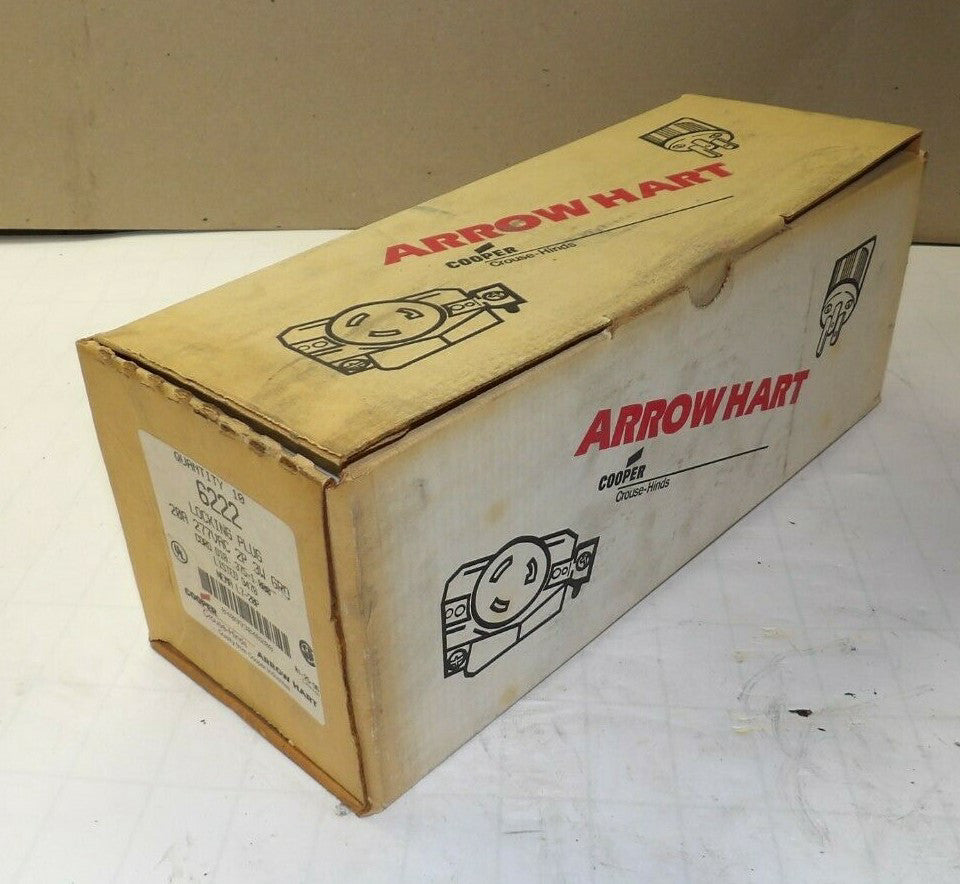 BOX OF 10 NEW ARROW HART 20 AMP 2 POLE LOCKING PLUG 3W GROUNDING 277 VAC L7-20P 